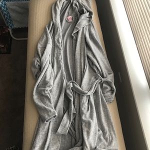 Hooded robe NWT
